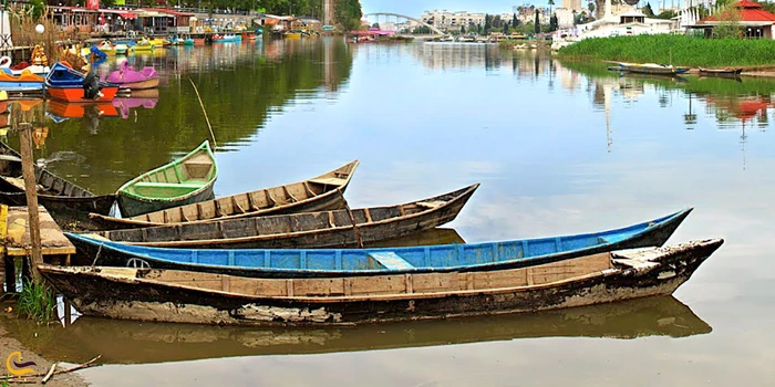 قایق های اسکان داده شده در رودخانه بابلرود 32131351