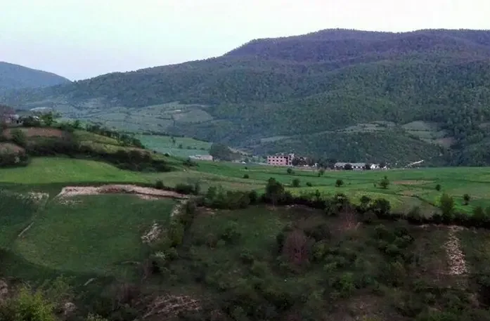 تپه ها و دشت های روستای آجند در نکا 48574634