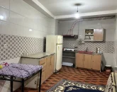 آشپزخانه با کابینت های فلزی و یخچال خانه ویلایی در زاغمرز 4547568745