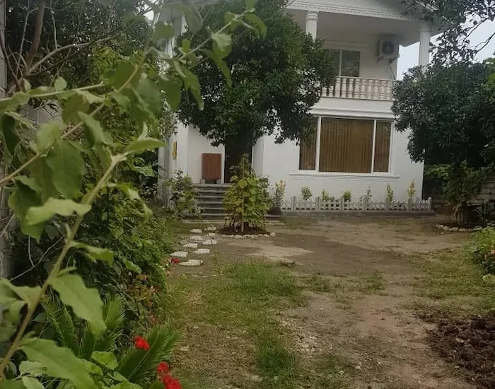 نمای بیرونی ویلای 245 متری در ساری 013518468468