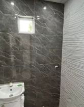 روشویی وکاشی طوسی رنگ سرویس بهداشتی ویلا در قائم شهر