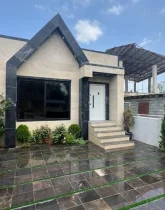 نمای بیرونی شیشه ای و سنگی ویلای فلت 150 متری در ساری 0158145687489798