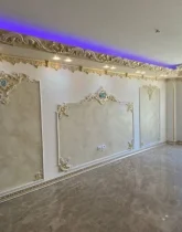 نور پردازی رنگ بنفش در سقف کاذب سالن نشینمن و کف سرامیک ویلا 1546587468