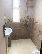 حمام و سرویس بهداشتی فرنگی به همراه سنگ روشوی واحد آپارتمان در ساری 845487658470