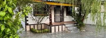 حیاط و نمای درختان و گیاهان و نمای خانه باغ 214 متری در ساری 10568106484