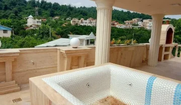 روف گاردن ویلای 315 متری دارای جکوزی و آلاچیق در ساری 5215684168765