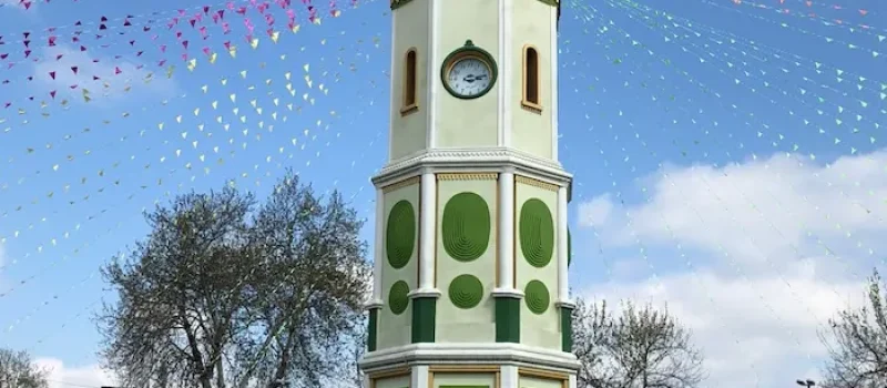 میدان ساعت شهر ساری 2132659887451