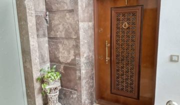 ورودی آپارتمان کد44 در قائمشهر 4563456456456486486